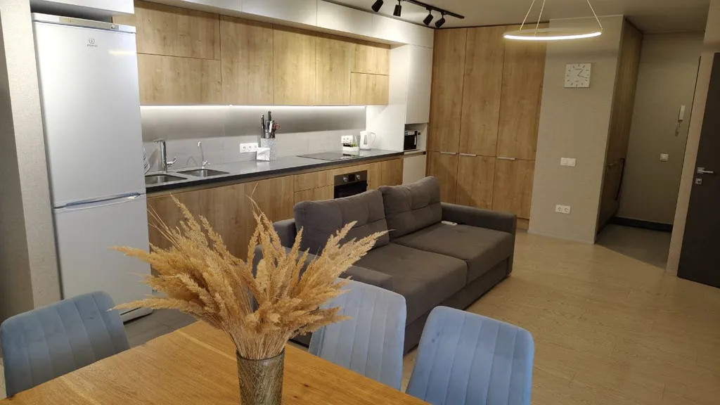 Просторная квартира с двумя спальнями в центре