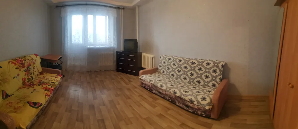 Светлая, просторная 2-х комнатная квартира