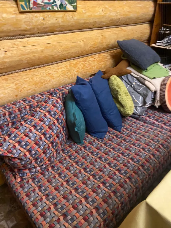 Домик в деревне с баней