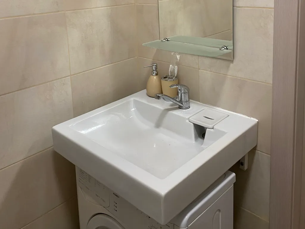 Студия рядом с СФУ и БСМП