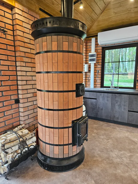 Дом, баня, чан, отапливаемая беседка