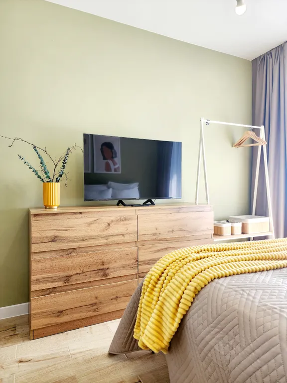 Новая студия с шикарным видом на Ангару