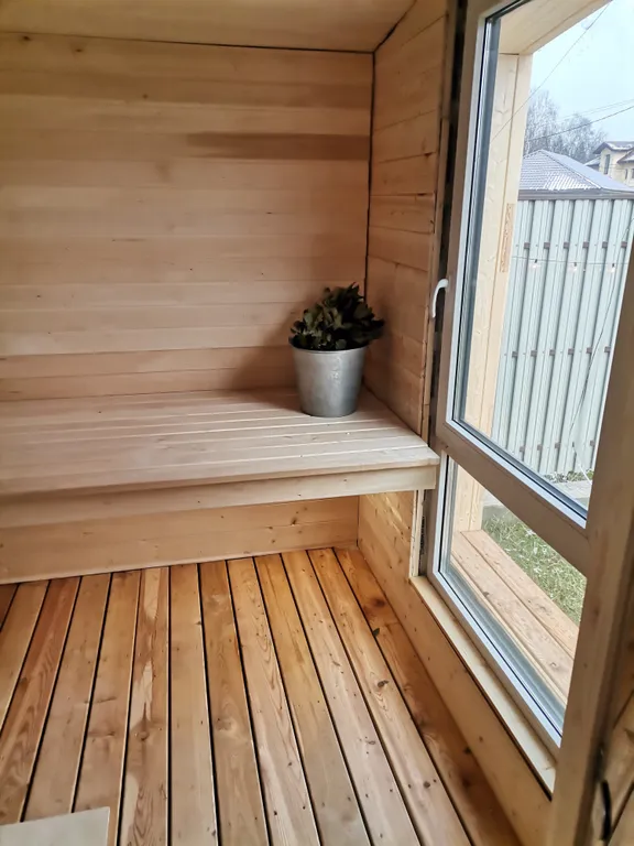 Дом у берёзы с баней в тихом месте возле леса и реки