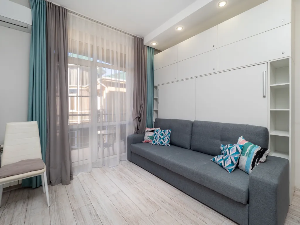 Квартира Квартира Светлая студия у моря с теплым бассейном — Сириус