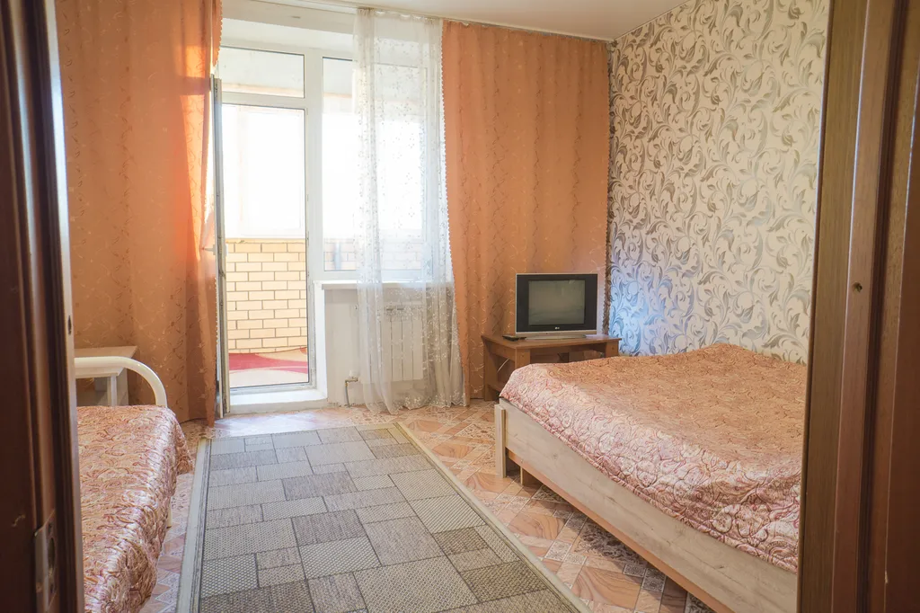 Для любителей простора и комфорта. Двушка 90 кв.м. 6 раздельных мест