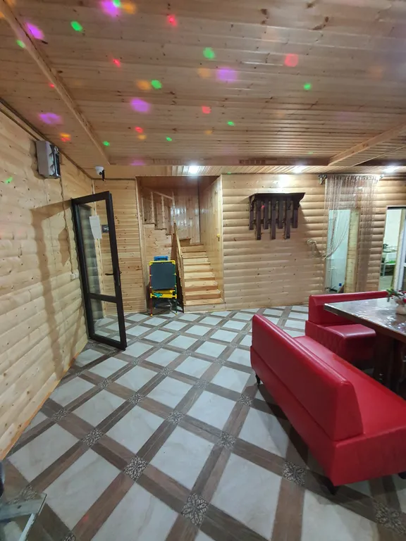 Шале с 6 спальнями на 15 гостей