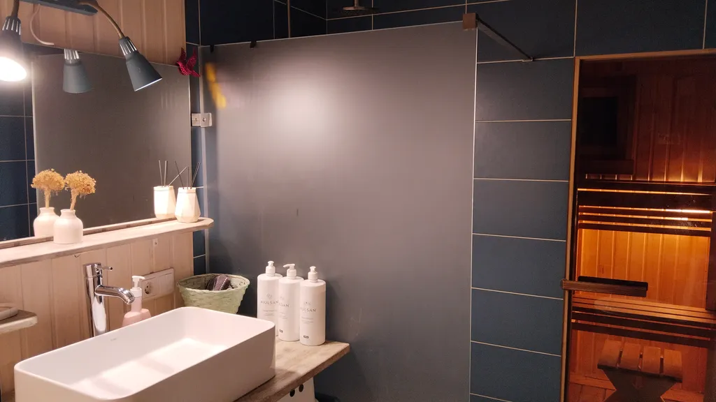 Домик у леса с сауной