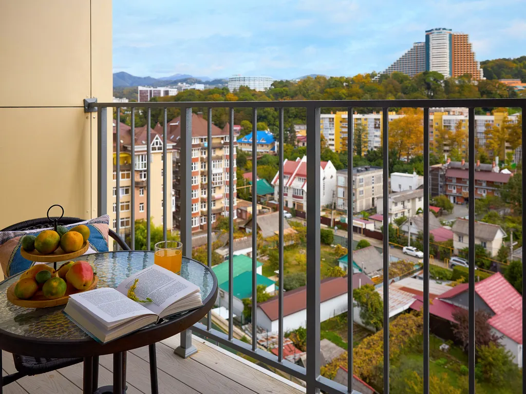 Студия с потрясающим видом на море и горы