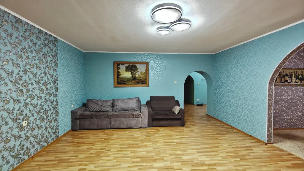 Уютная, большая квартира