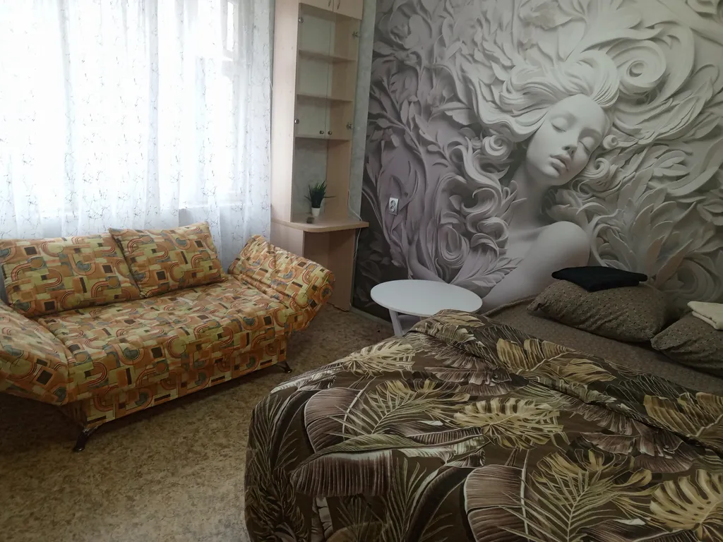 Квартира с удобным выездом на Акрон, рядом с Биклиника — аренда посуточно в Великий Новгород