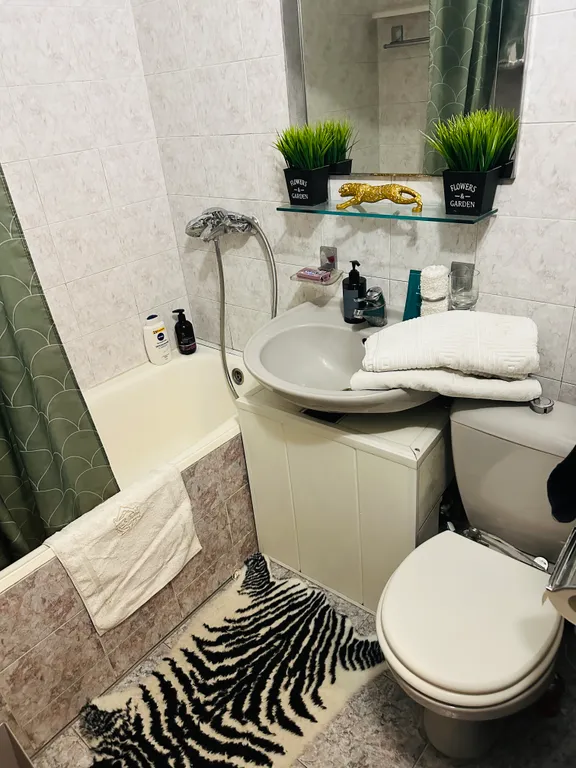 Квартира Уютная двухкомнатная квартира возле метро — Москва