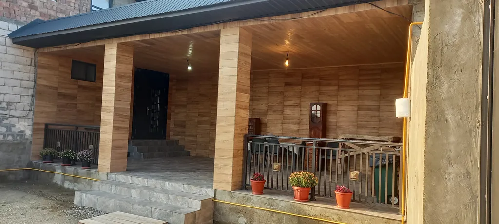 Уютный большой дом возле моря