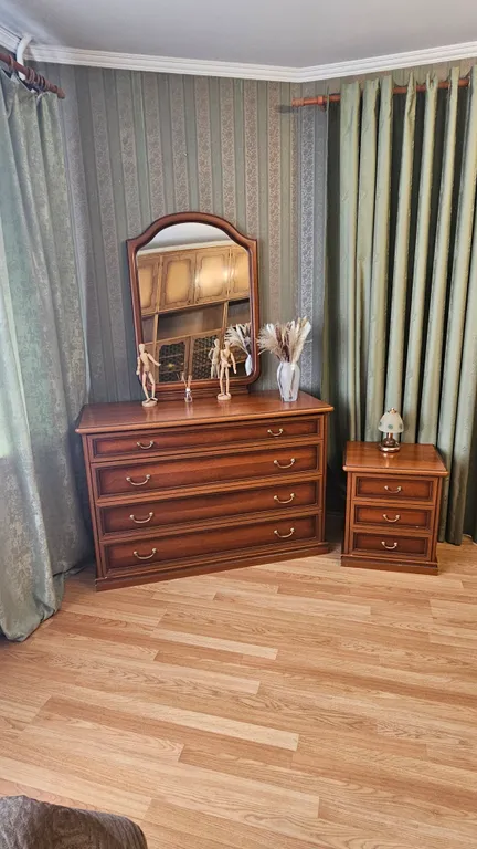 Большая просторная квартира с гостинной