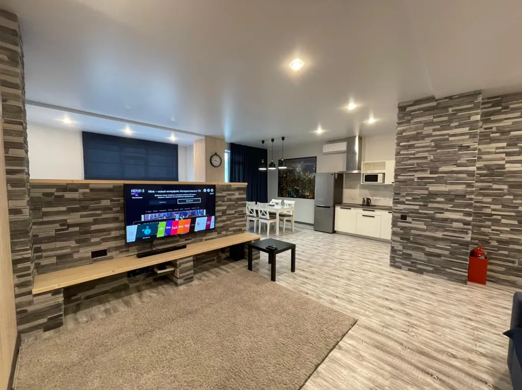 Апартамент люкс с видом на Золотой Мост и залив.