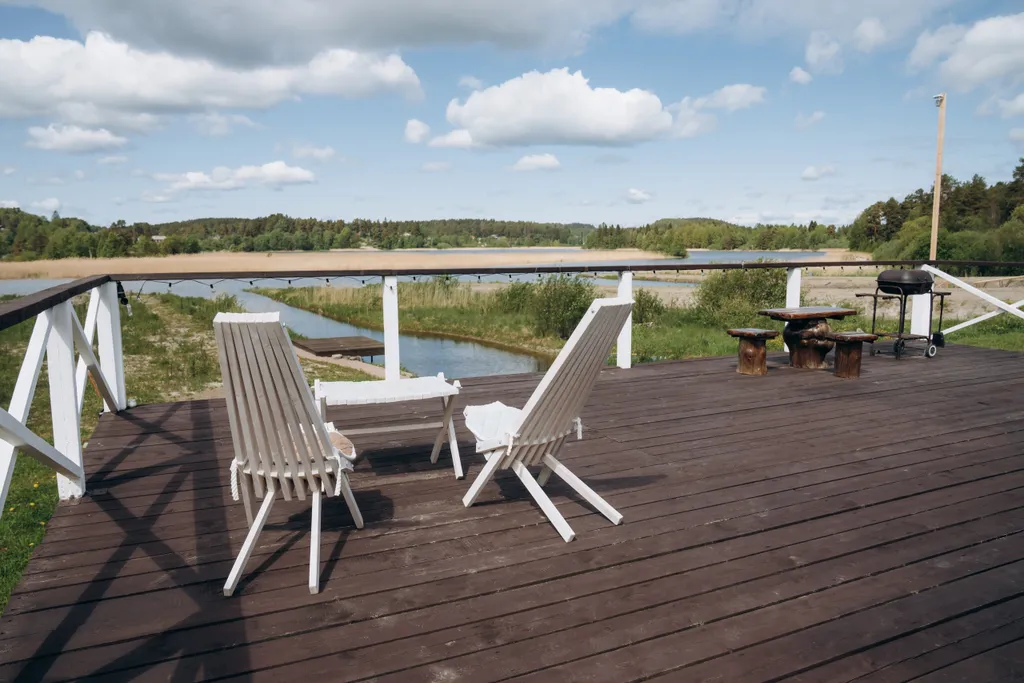 Домик с баней на берегу Ладожского озера