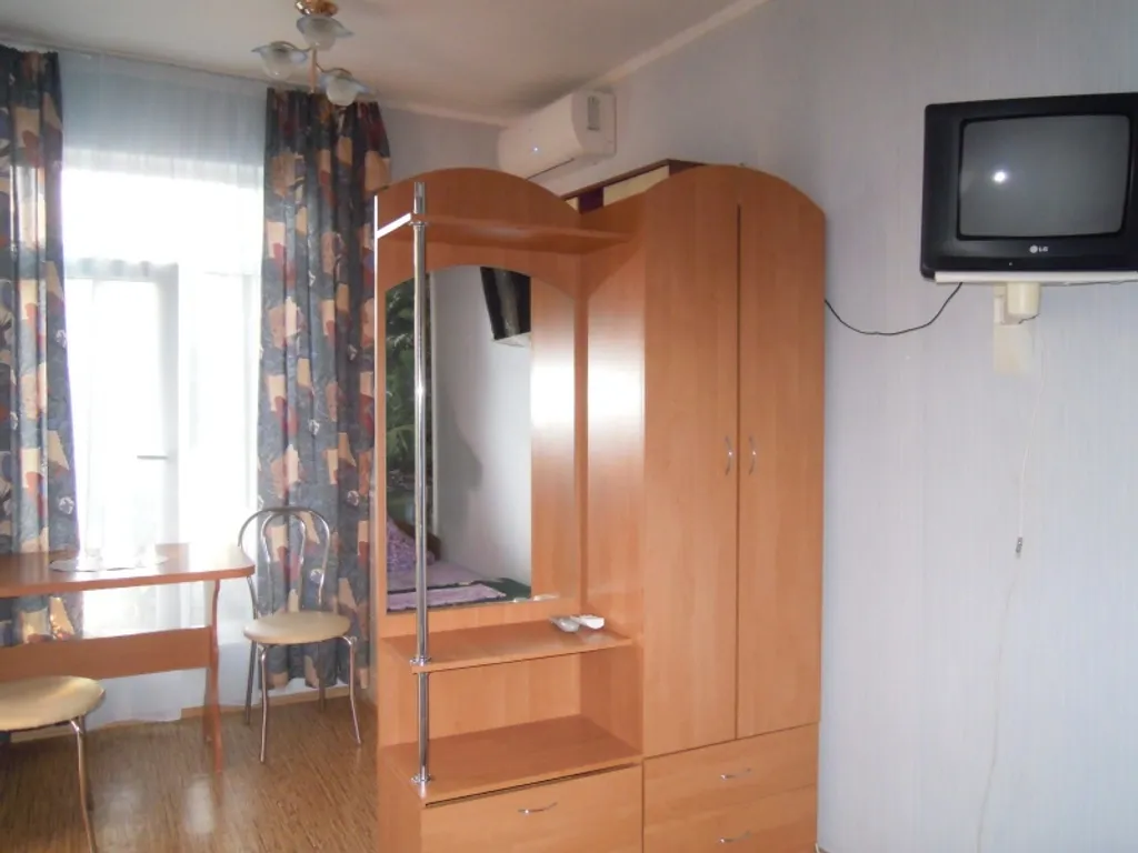 Коттедж Домик для двоих рядом с Кипарисовой аллеей — аренда посуточно в Судак