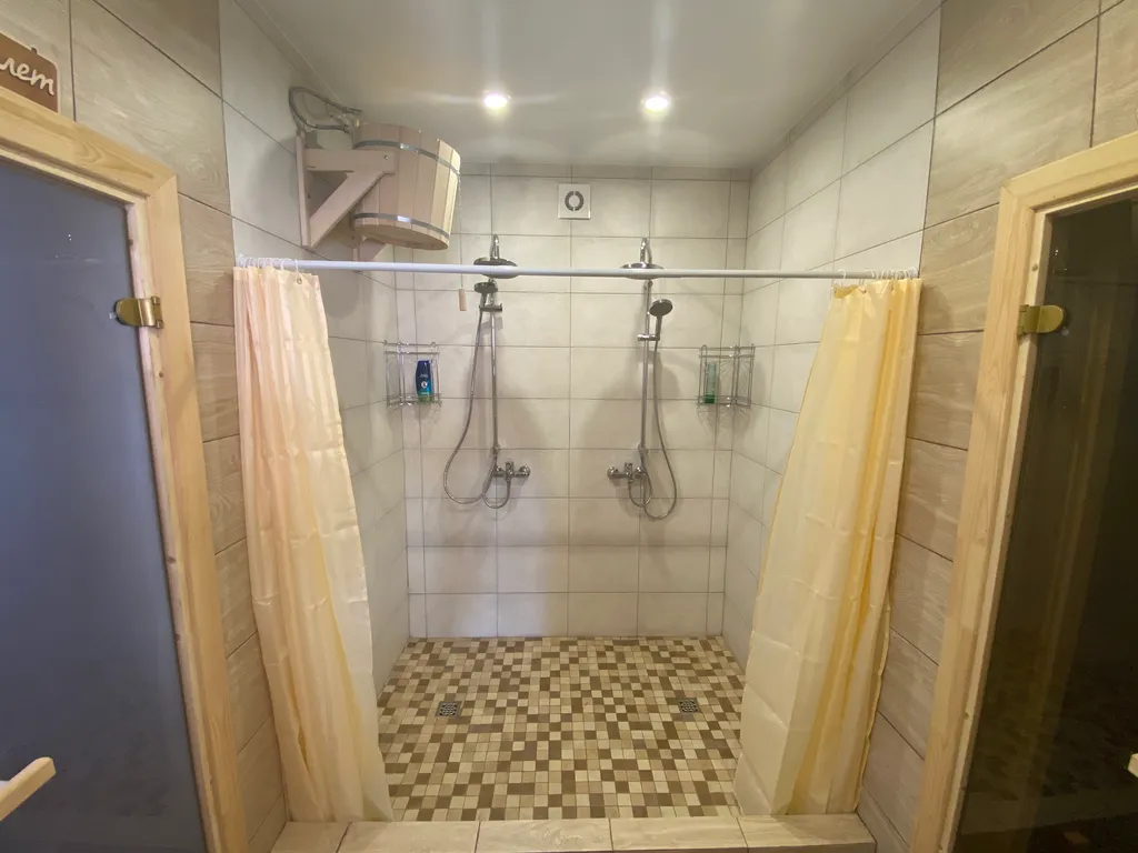 Коттедж с баней на дровах