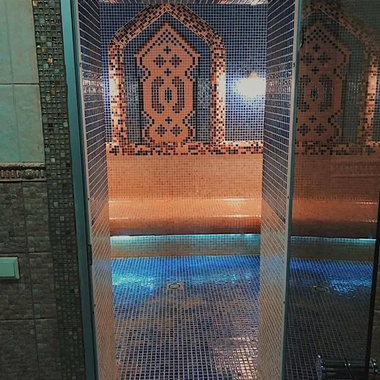 Коттедж с бассейном