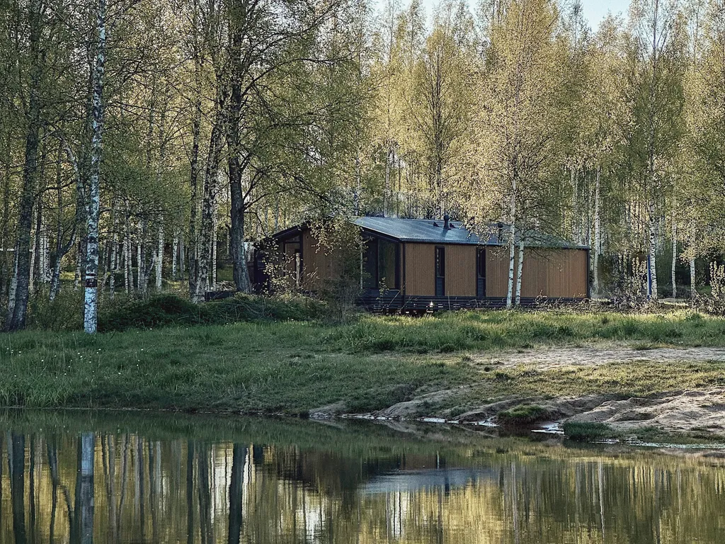 Дом у лесного озера с баней и чаном под Переславлем-Залесским