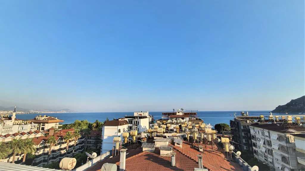 Квартира в самом центре города 100 метрах от моря с отличными видами