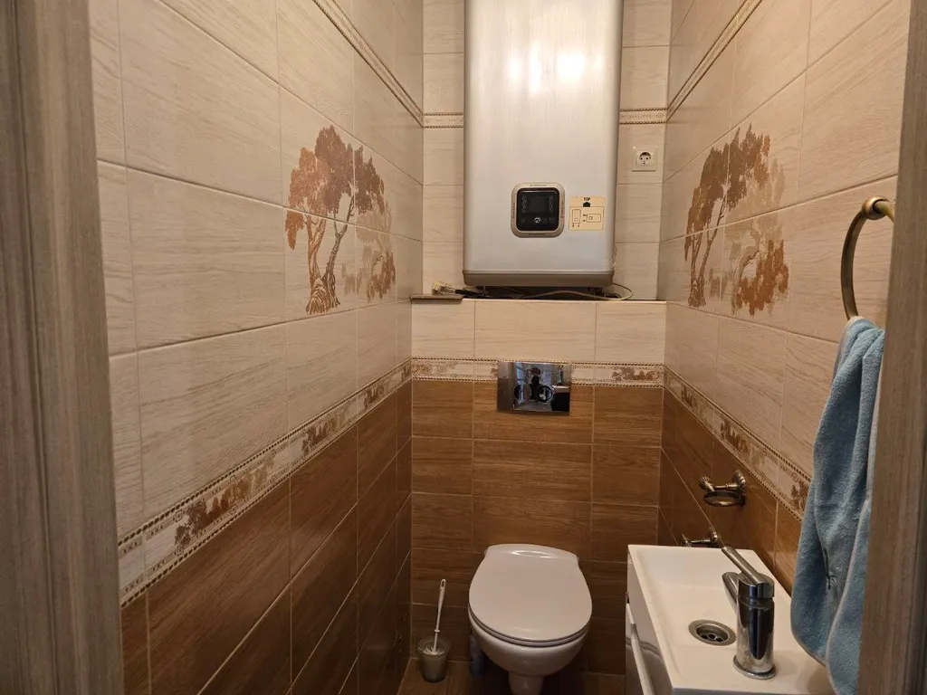 Просторная 2-х комнатная на пр-т Ленина Метро - Двигатель Революции