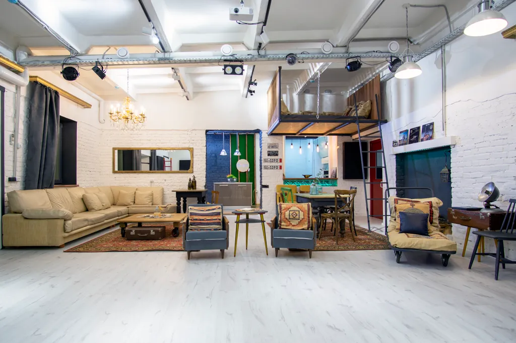 Loft Dvor — дизайнерское пространство для событий и проживания