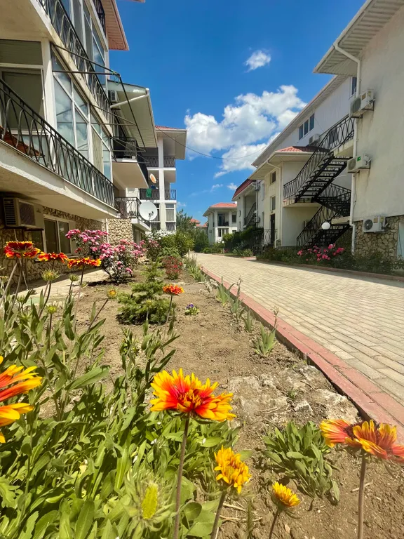 Апартаменты на первой линии с открытым балконом и видом на пляж