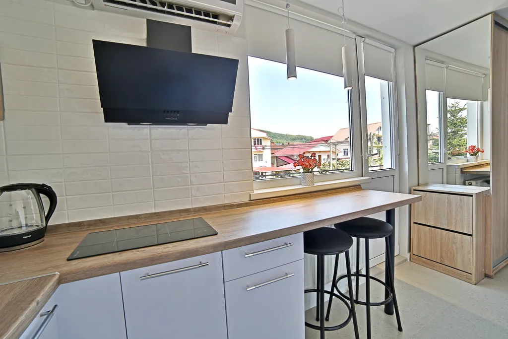 Студия с балконом