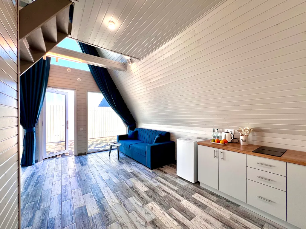 Четырёхместный коттедж у моря