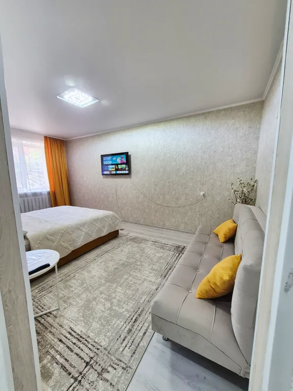 1-комнатная квартира в центре — аренда посуточно в Уральск