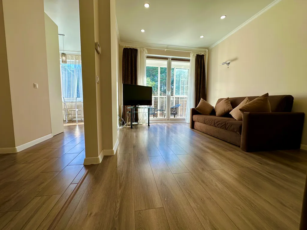 Уютная квартира с видом на сосновый лес