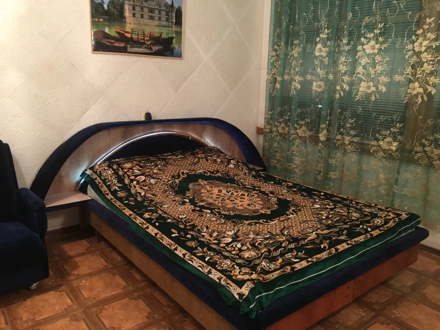 Первая спальня