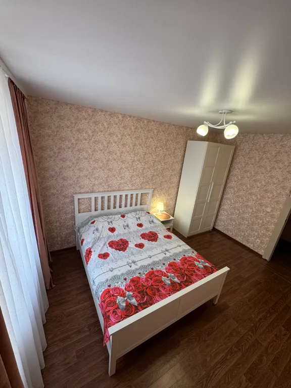 Омск Кировский у ТЦ Мега