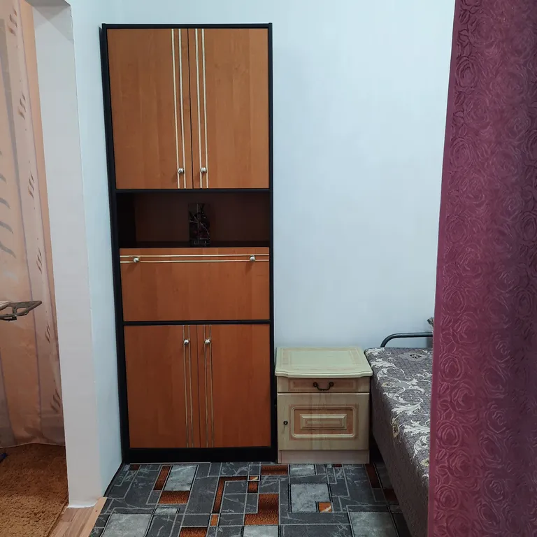 Половина двухэтажного дома у моря