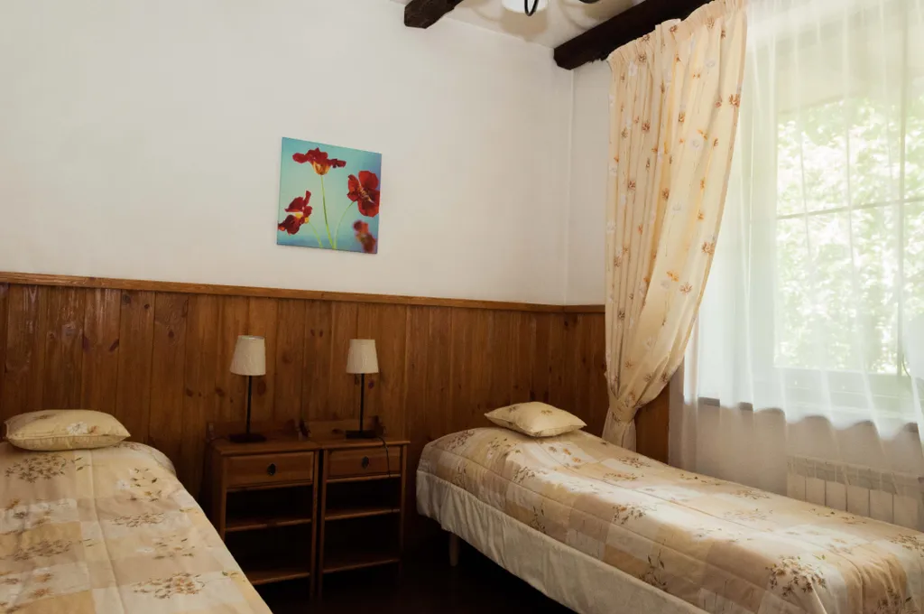 4-комнатная Квартира