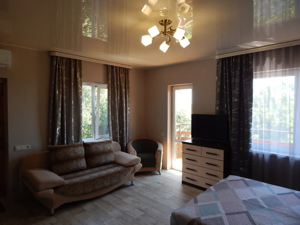 Уютный номер с видом на море