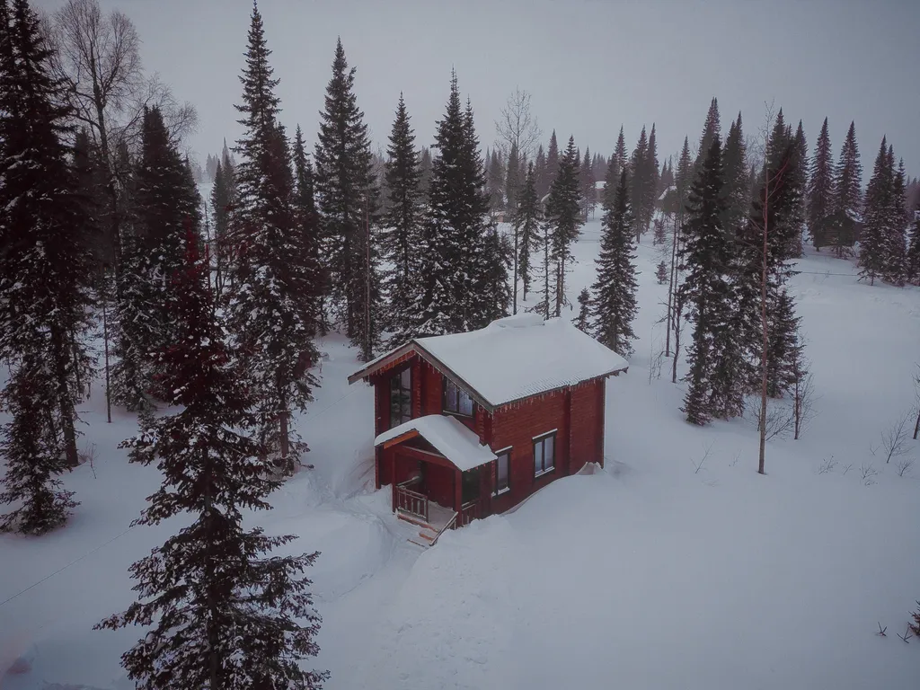 Коттедж Дача в лесу с видом на горы — Шерегеш