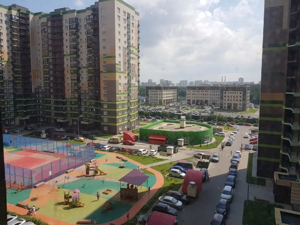 Просторная квартира рядом с БЦ Greenwood и Crocus-city