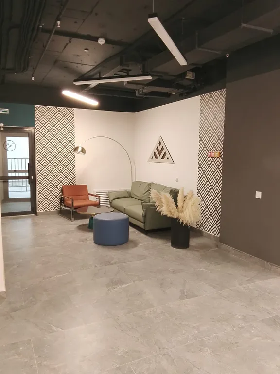 Студия в ТЦ Иремель