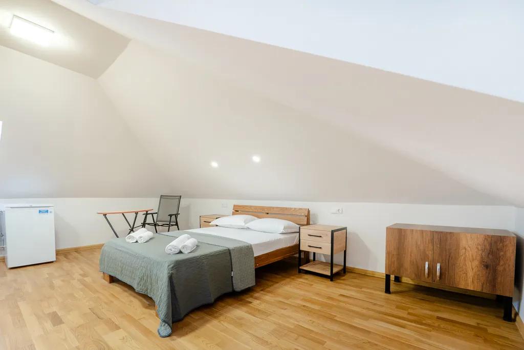 Guli of Tbilisi, Дуплекс с видом на реку в историческом центре города