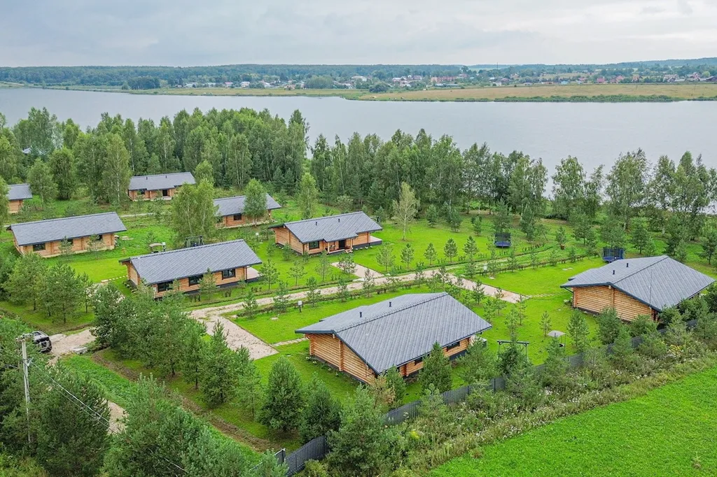 Уютный гостевой дом на берегу большого озера