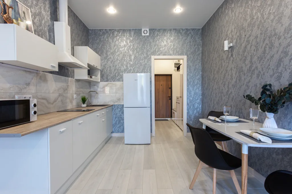 Студия с балконом и видом на горы