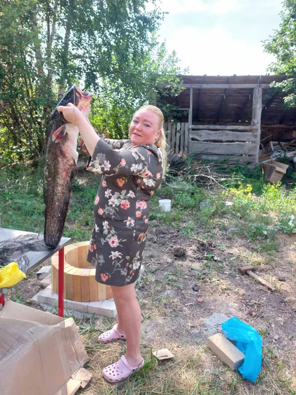 Дом у слияния рек, рядом с историей