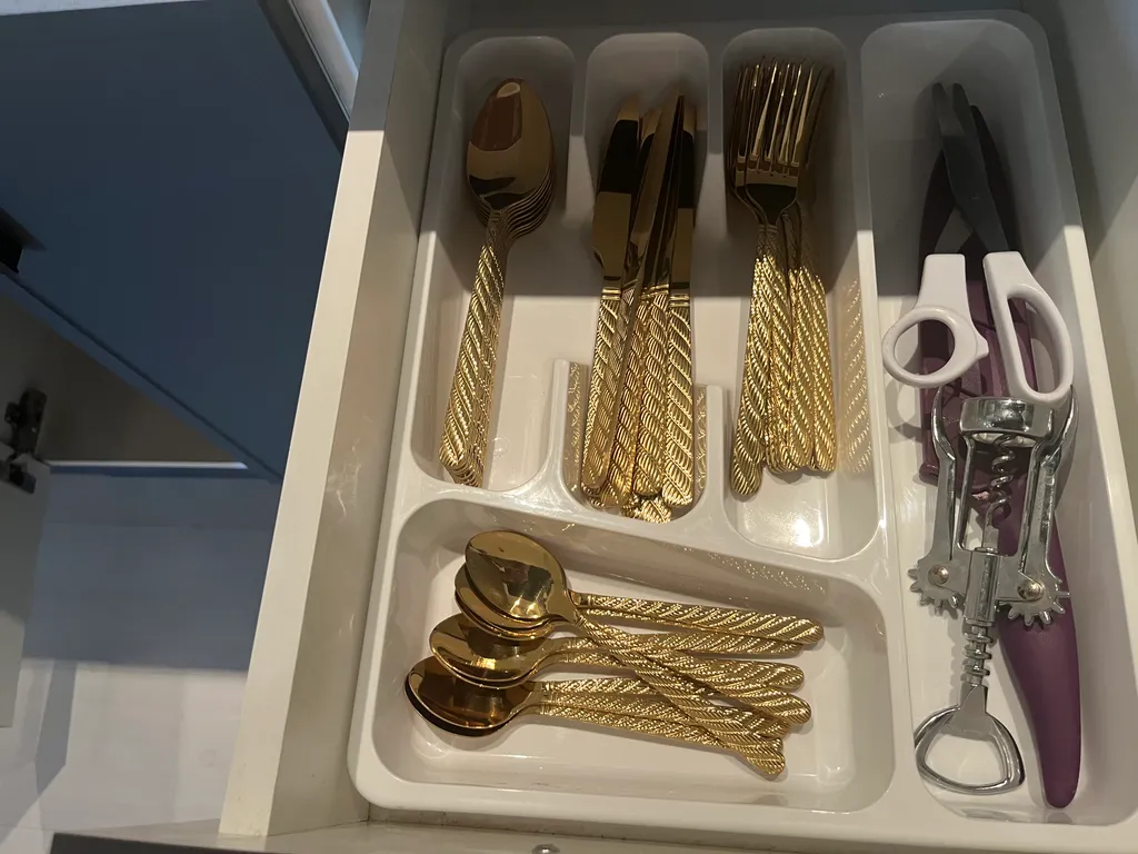 Уютный дом с бассейном, сауной и камином