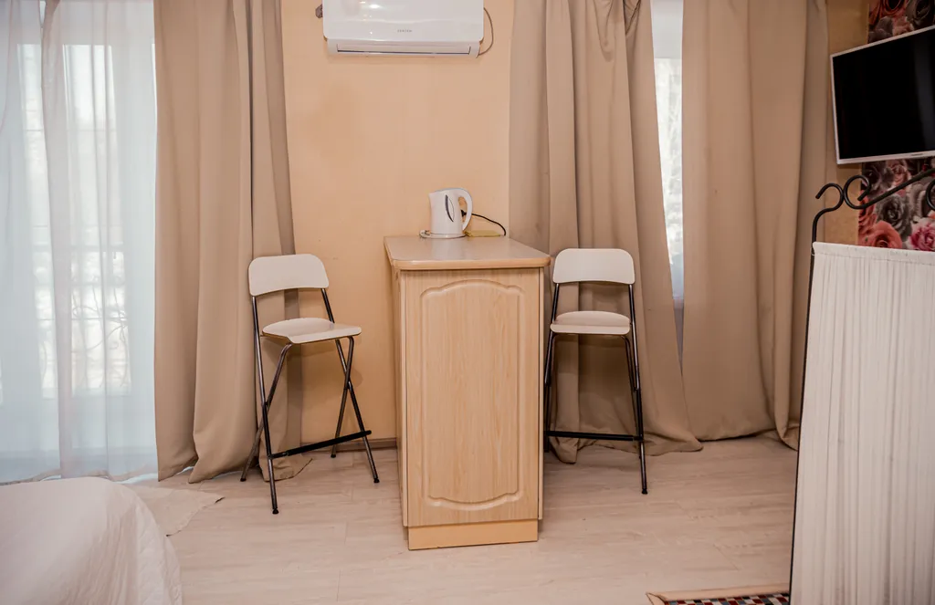 Люкс с огромной кроватью, джакузи и камином