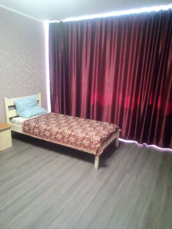 Квартира у Айсберга, Хутынского монастыря