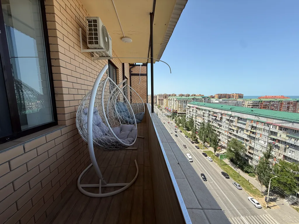 Уютная квартира в центре города, с изумительным видом на море