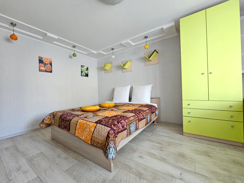 Апартамент у реки