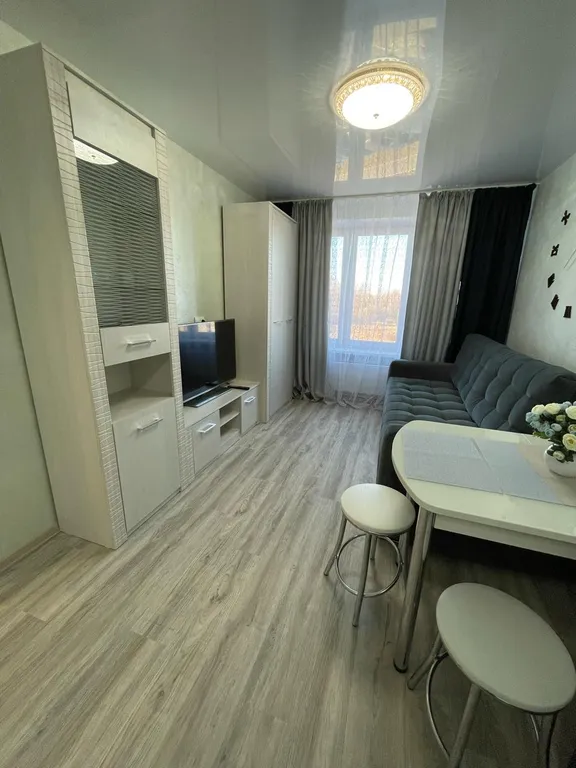 Квартира Уютная евро-однушка в спальном районе — аренда посуточно в Псков