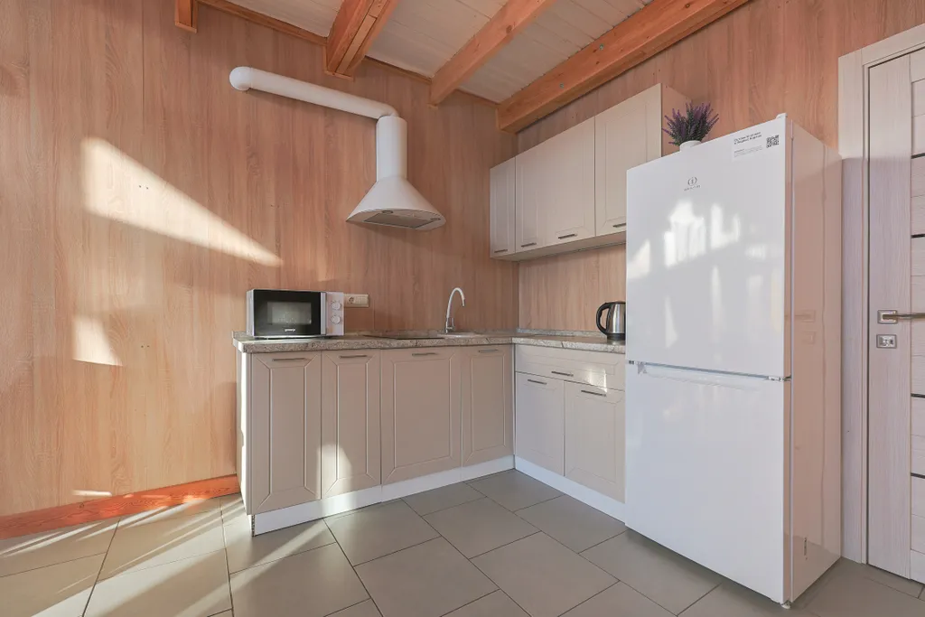 Коттедж Коттедж, современный одноэтажный дом с мансардой — Ногинск